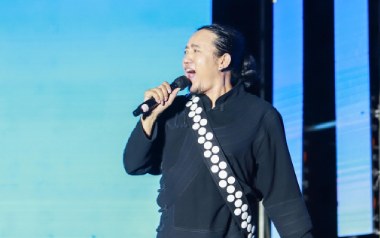 阿呷莫吉他谱_封面