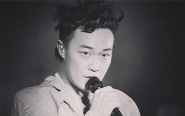 无条件吉他谱_封面