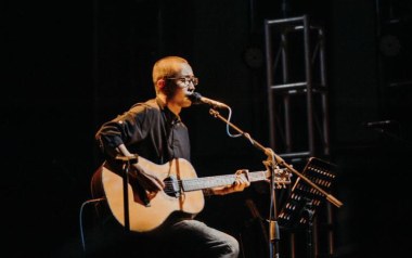 逝年指弹吉他谱
