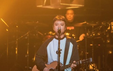 嘿抬头吉他谱_封面