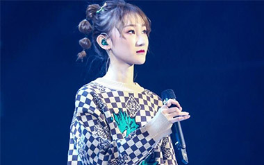 白山茶吉他谱_封面