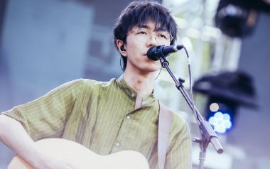 理想三旬吉他谱