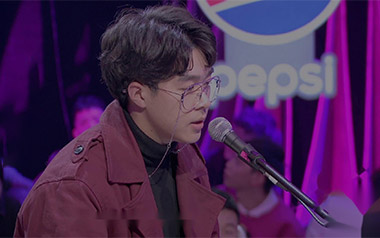 不煽情吉他谱_封面