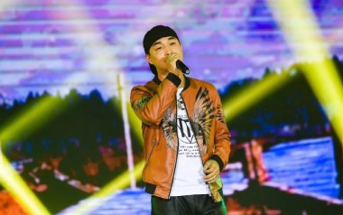 遥望吉他谱_封面