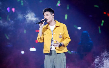 脱胎换骨吉他谱_封面