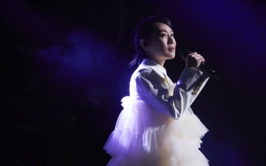 知道不知道指弹谱吉他谱_封面