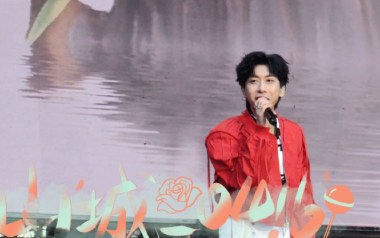 燕无歇吉他谱