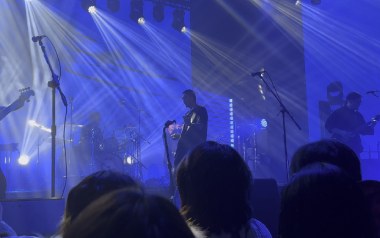 春天不如预期吉他谱_封面