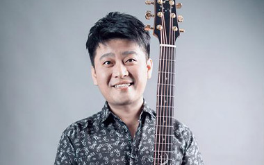 忆指弹吉他谱