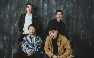 白兰鸽巡游记吉他谱