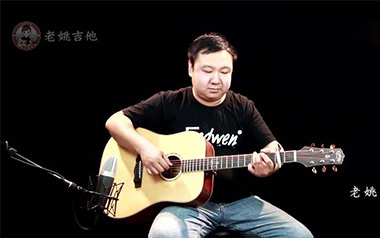 平凡之路吉他谱_封面