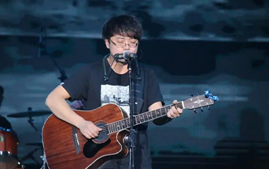 玫瑰吉他谱_封面