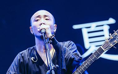 逝年吉他谱_封面