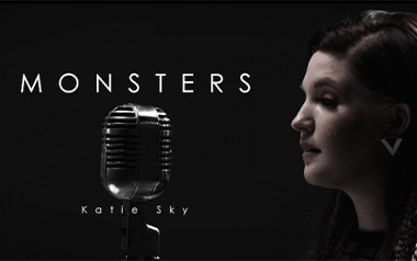 Monsters指弹吉他谱