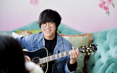 明仔载吉他谱_封面