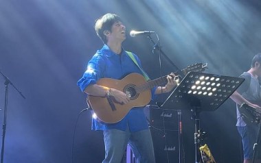 大海啊故乡吉他谱