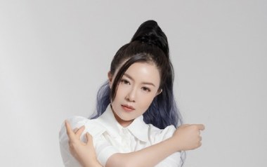 笑纳吉他谱_封面