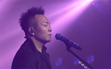完美生活吉他谱_封面
