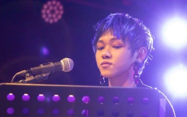 苦厄吉他谱_封面