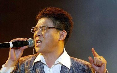 跟往事干杯吉他谱